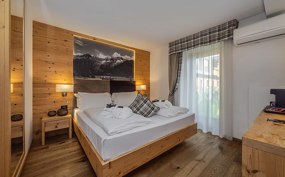 2542Dolomite Suite